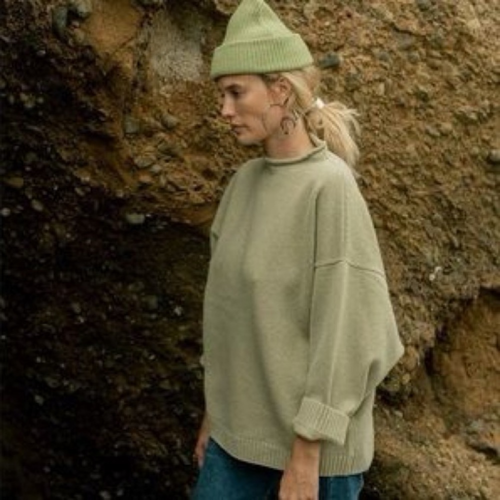 James Street Co funnel neck sweater 🍈
